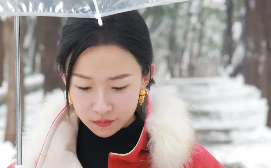 38岁 听说侧脸比正脸好看就算骨相美