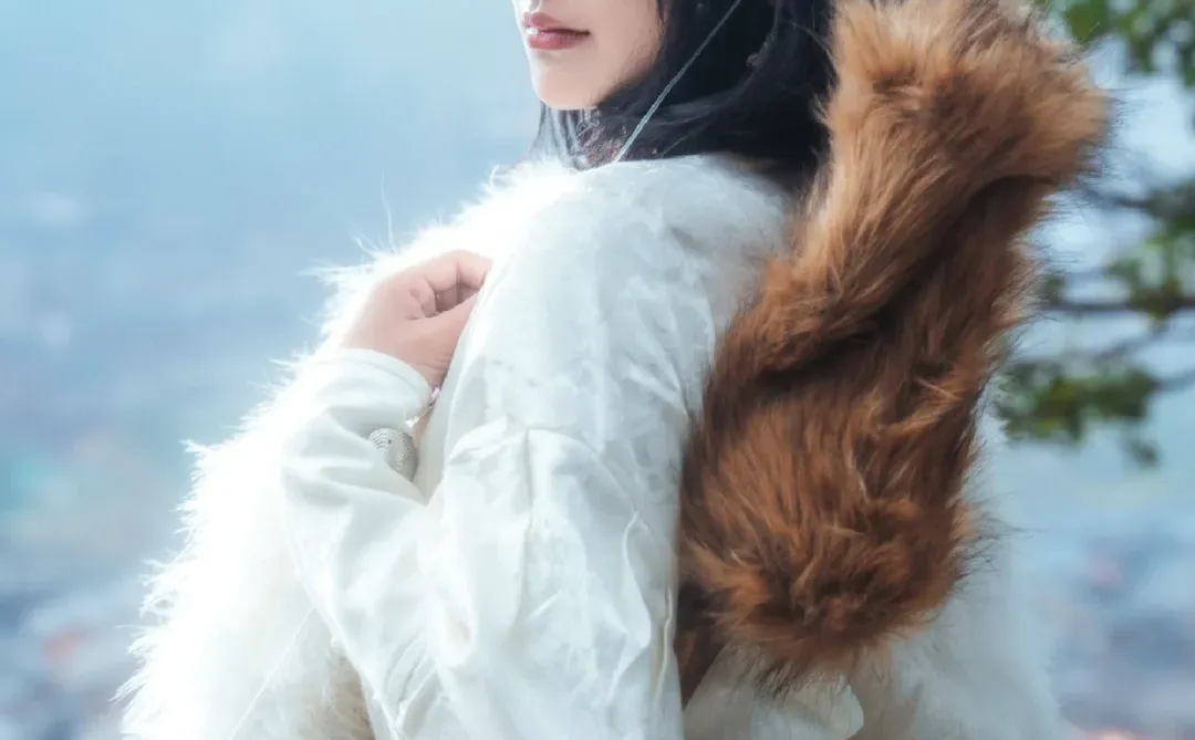 你以为我是个娇娇滴滴的柔弱女子？