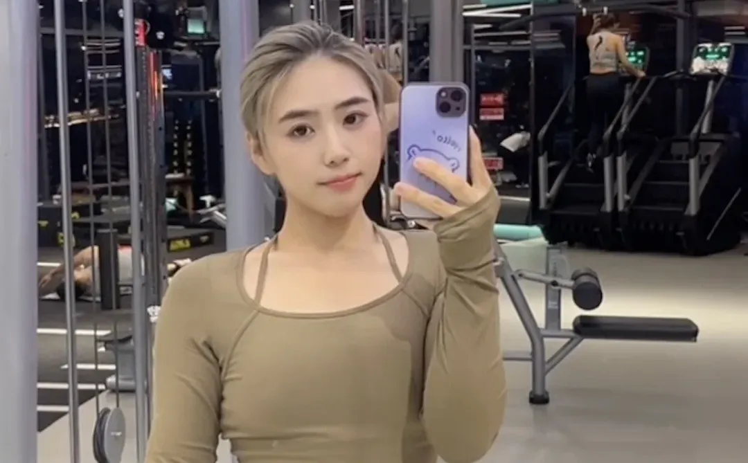 女孩子们都去撸铁！立刻，马上！