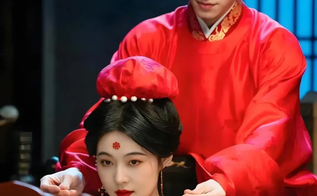 女主的妆造真的太上头了～～