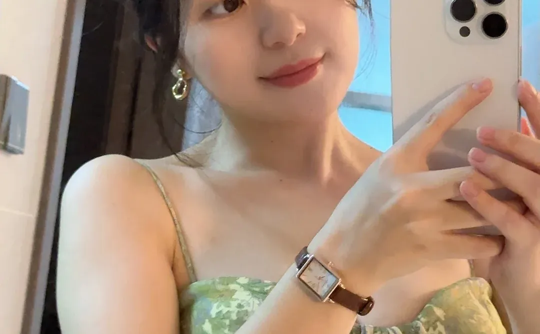 在线问 男生会想谈个什么样的女朋友啊？