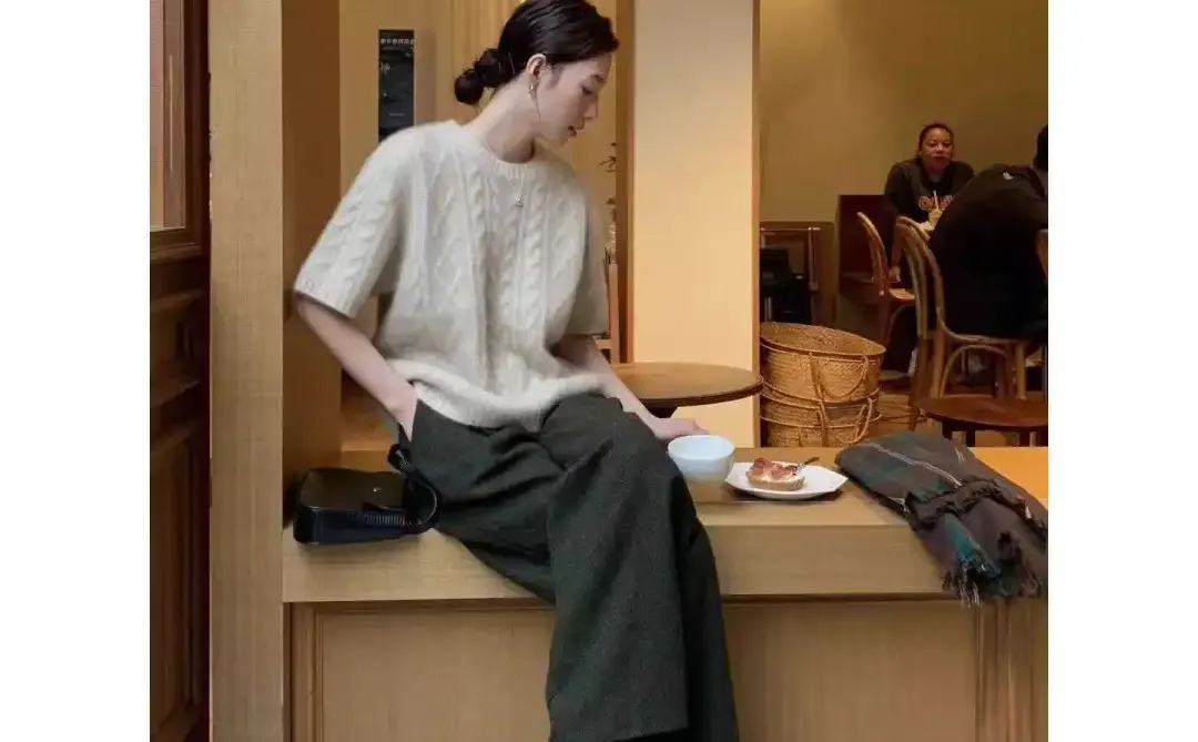 春秋新款马海毛短袖针织复古麻花毛衣小众高