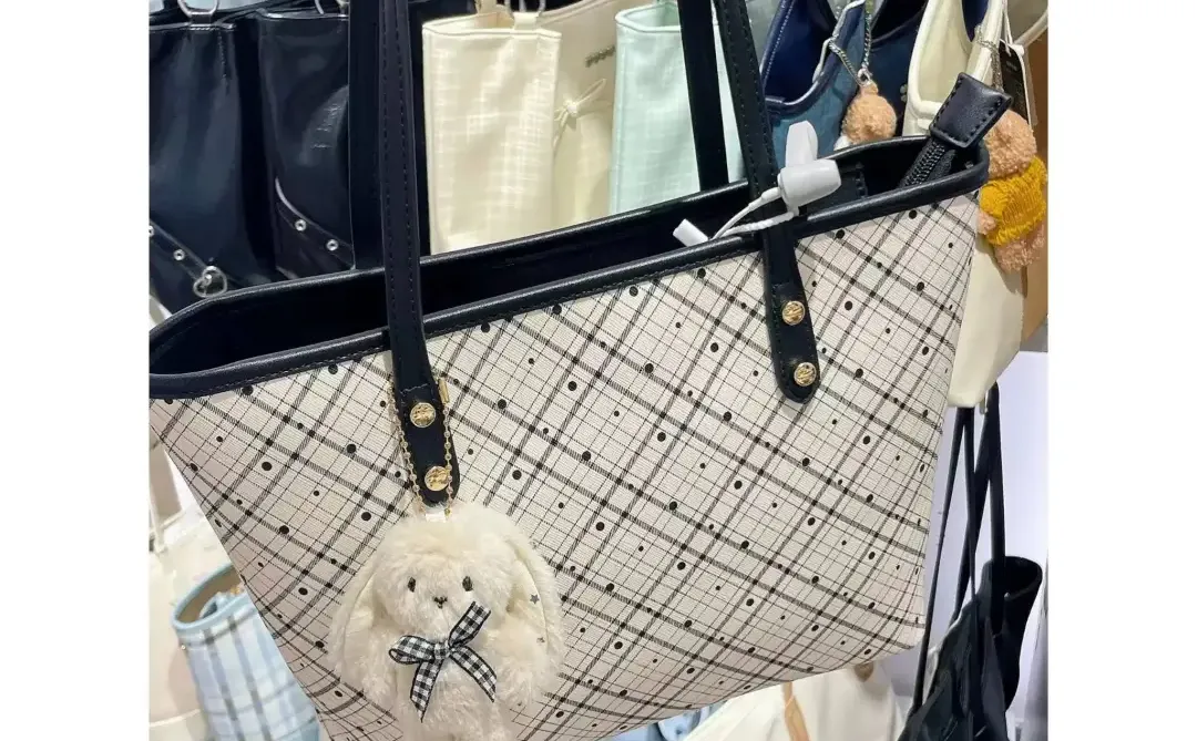 🌙大容量托特包包女2025新款简约复古高