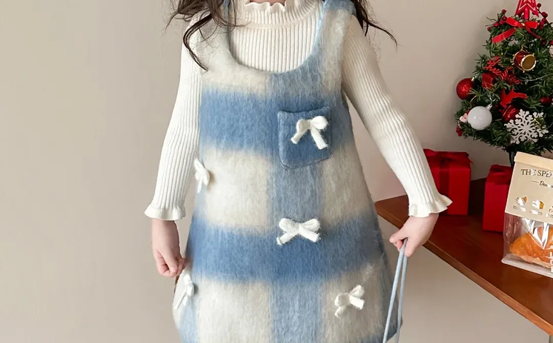 蓝白格背带裙💙女宝冬日温柔杀