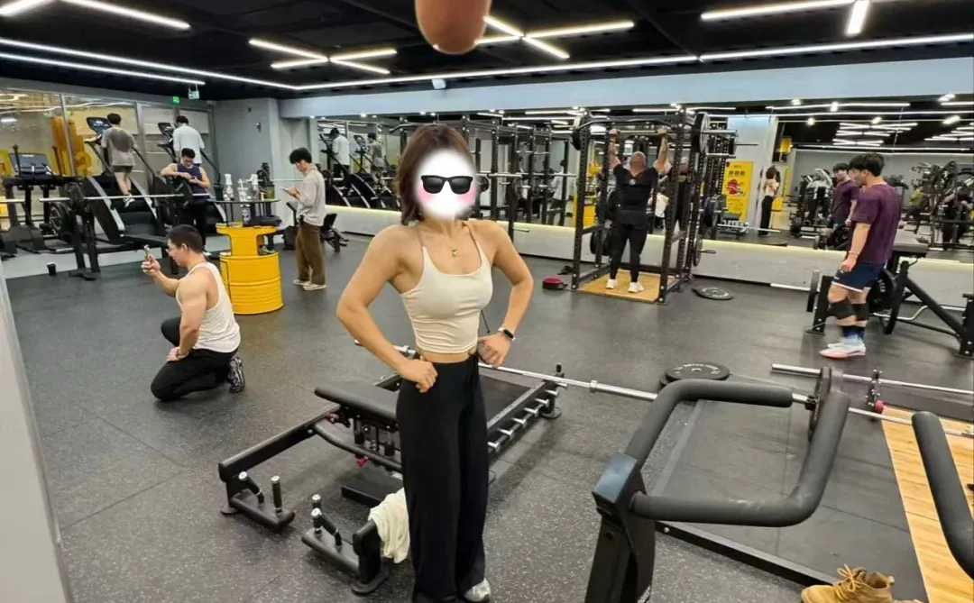 他跟我说这样拍显大，真的吗？