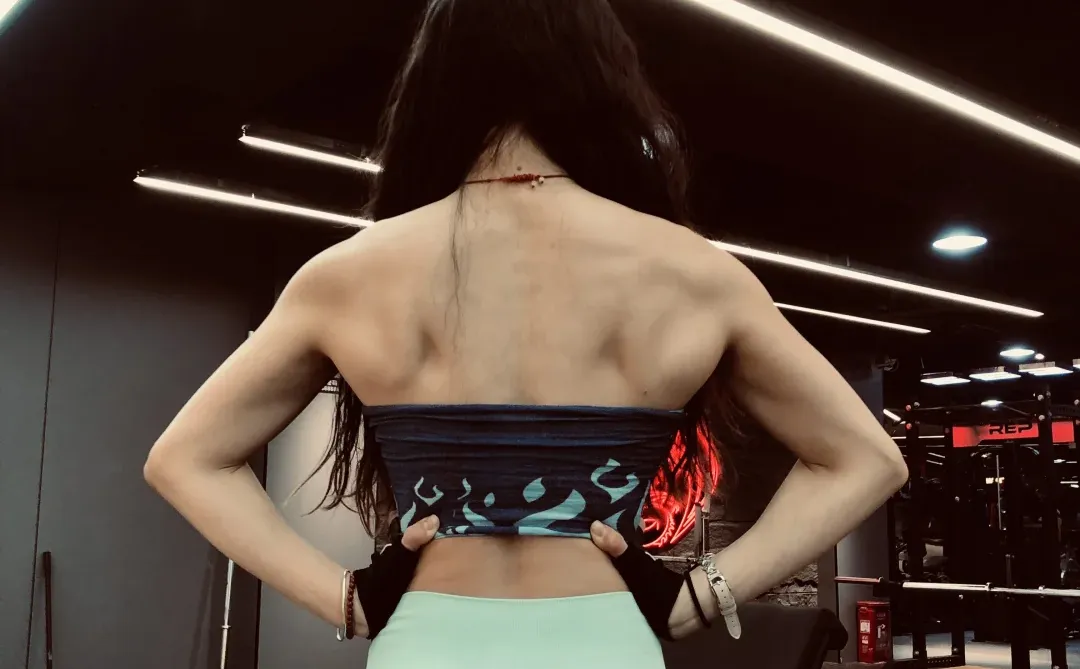 谁会喜欢健身跳舞的女孩子啊？