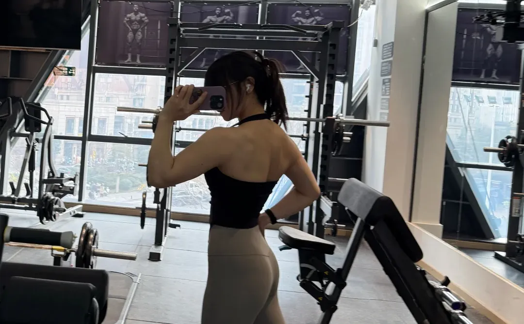 我爱健身，爱到忘我💪