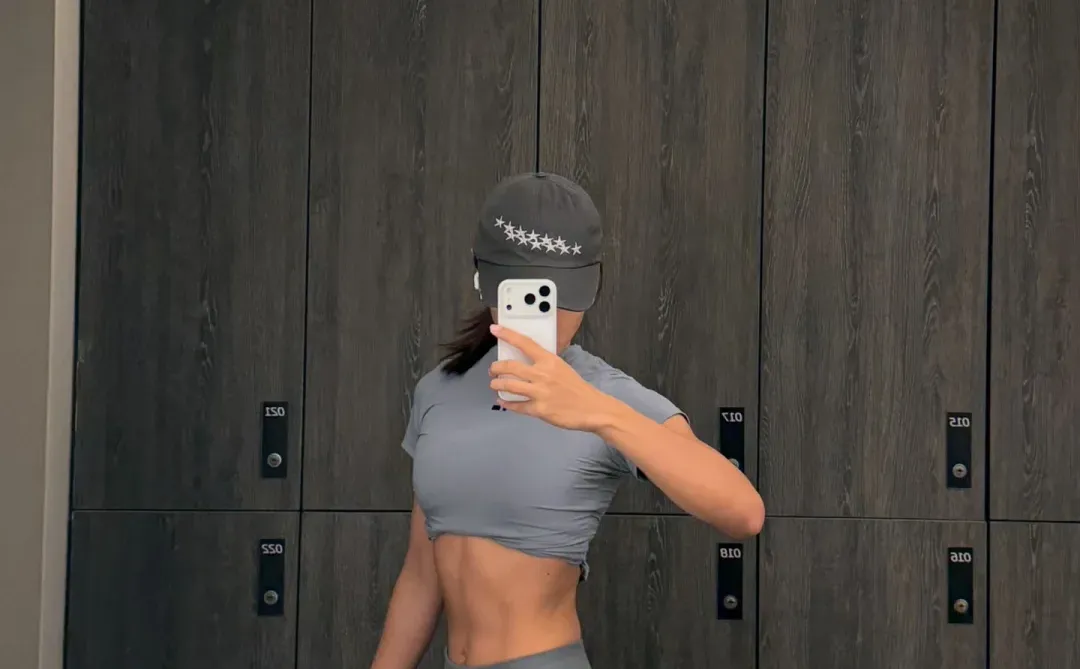 身材只是姐姐最微不足道的优点罢了