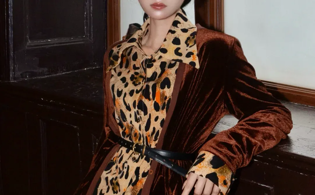 今天是浓浓复古港味儿的