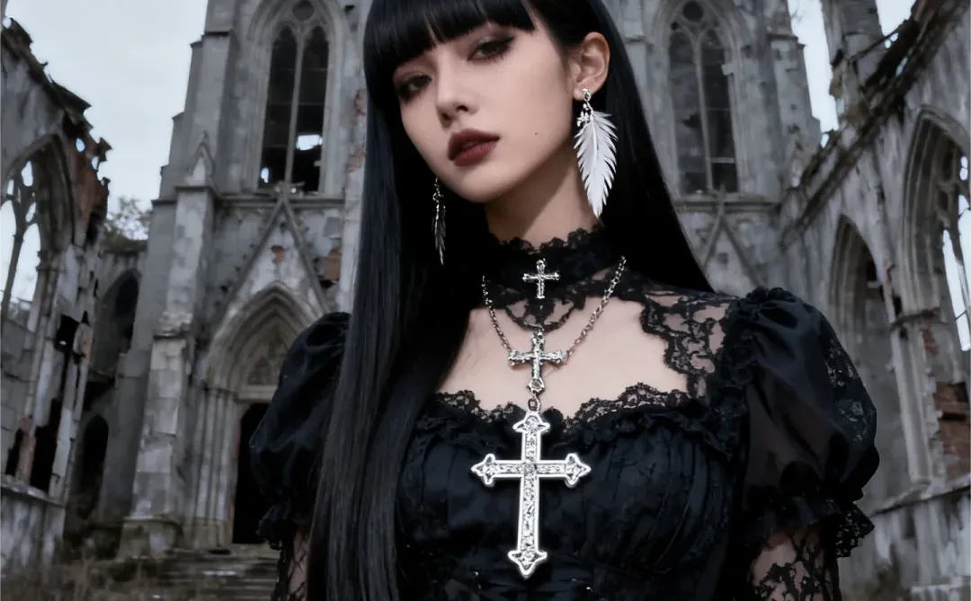 废墟与哥特洛丽塔的暗黑狂想曲🖤