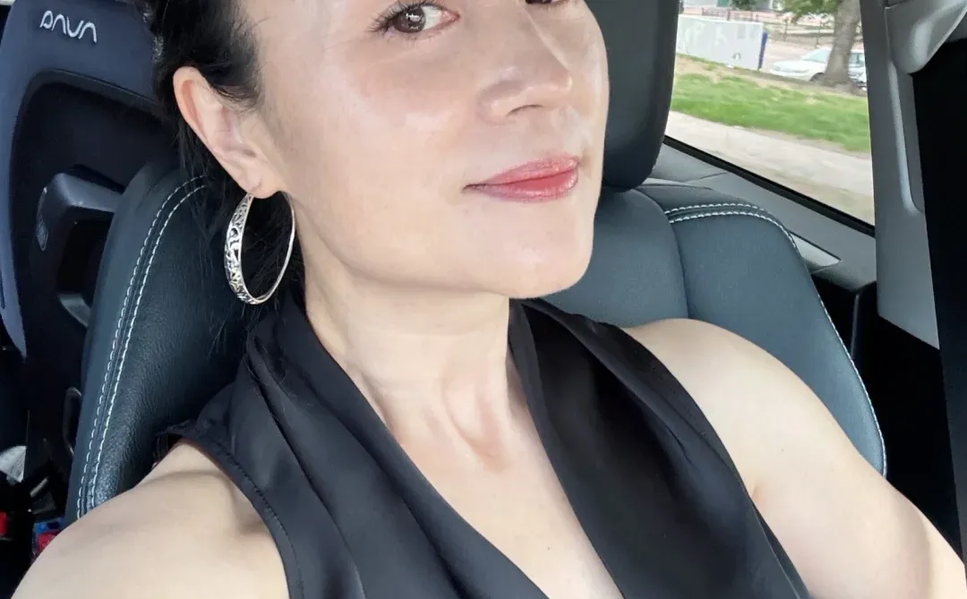 71年的姐姐看上去状态怎么样