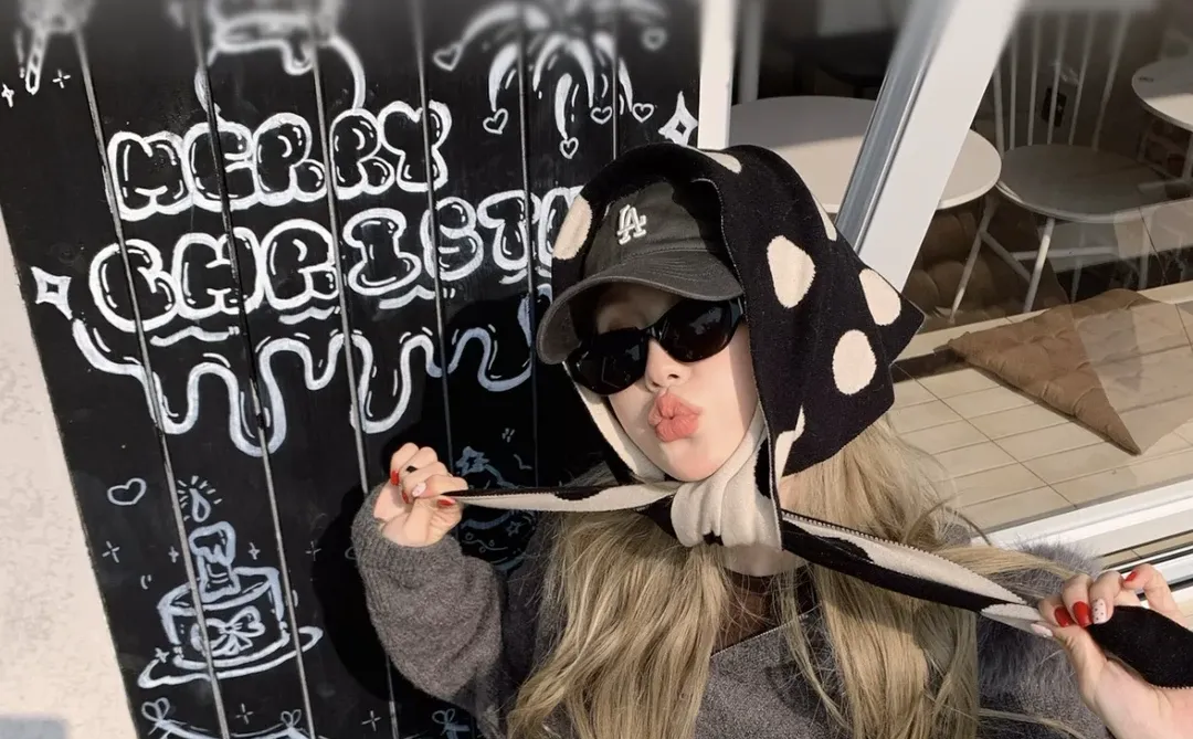 我的新壁纸 好喜欢好高级呀😍！