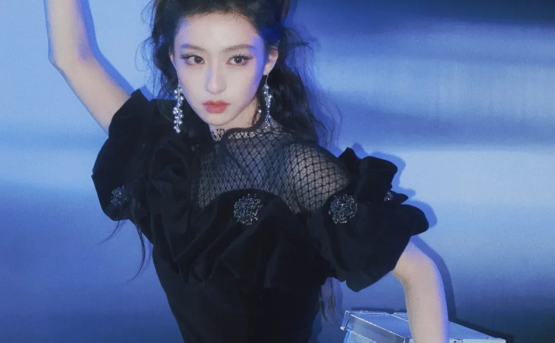 胡连馨丝袜美腿