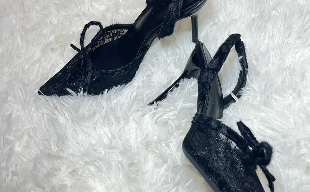 蕾丝蝴蝶结 在高跟鞋上好像很不一样诶