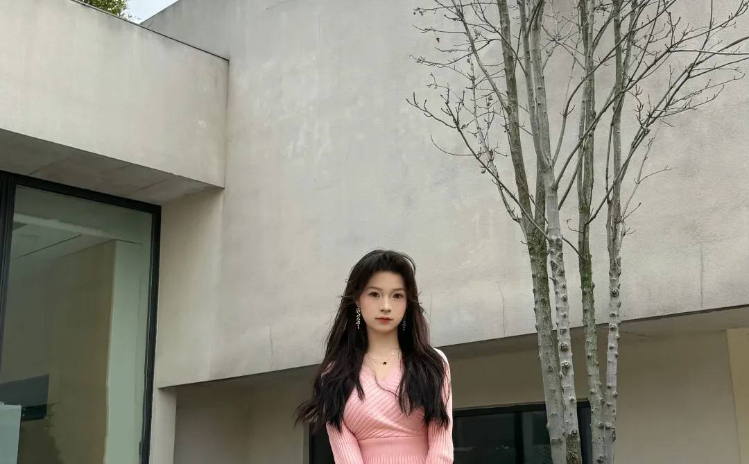 闺蜜 我们不要再穿童装了好吗