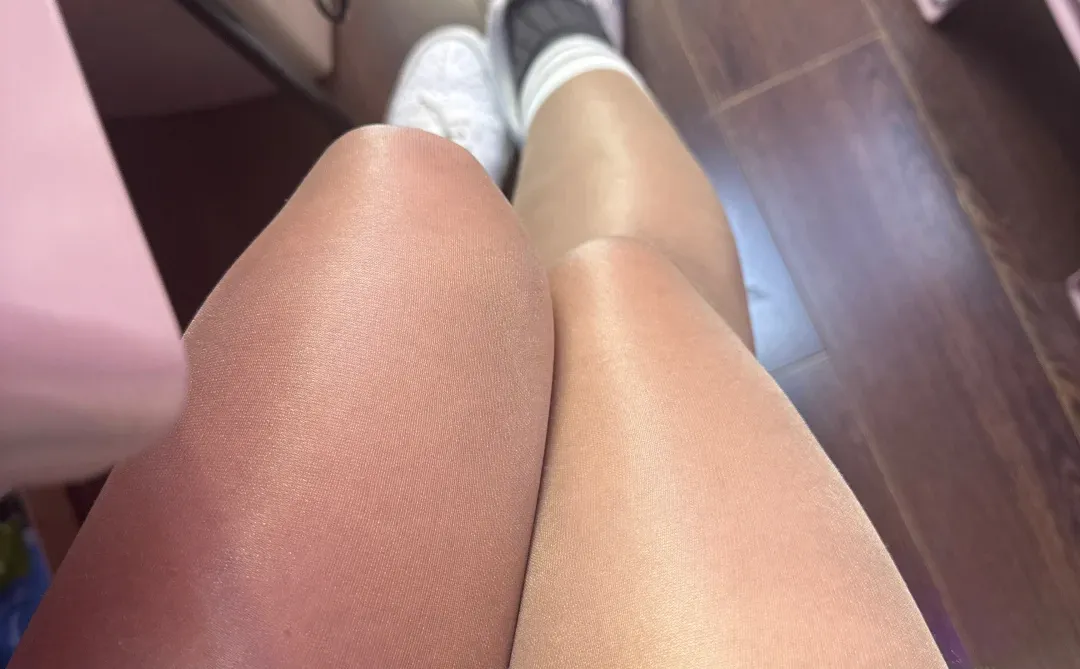 快夸我大美腿😂😂😂😂😂