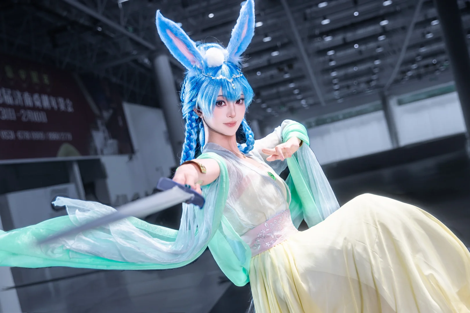 这是谁的童年女神