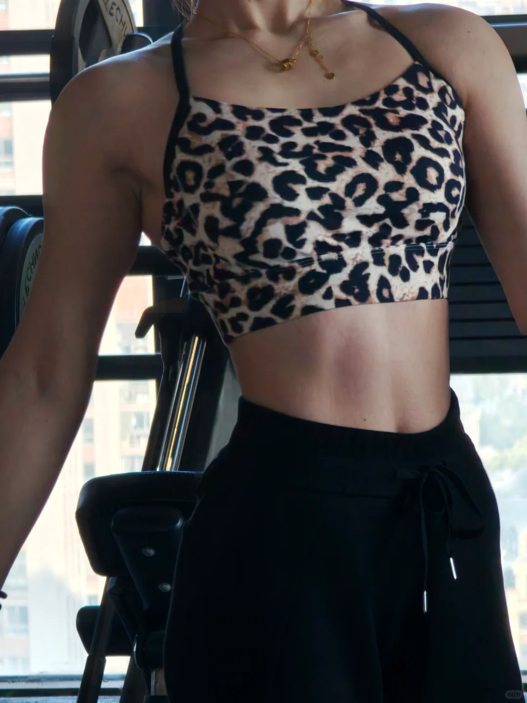 徐州女教练｜普拉提结合撸铁练出来的身材