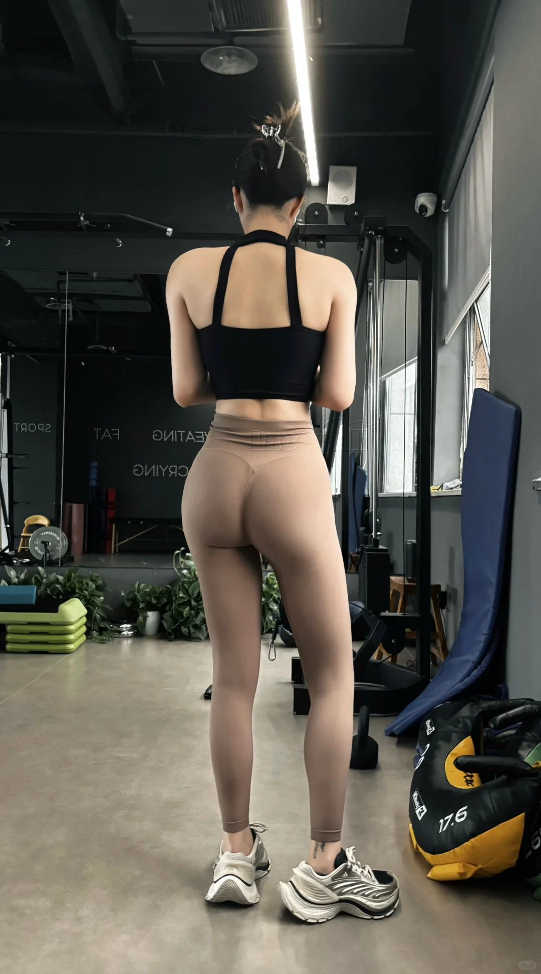 想练个漂亮的肩好难😭