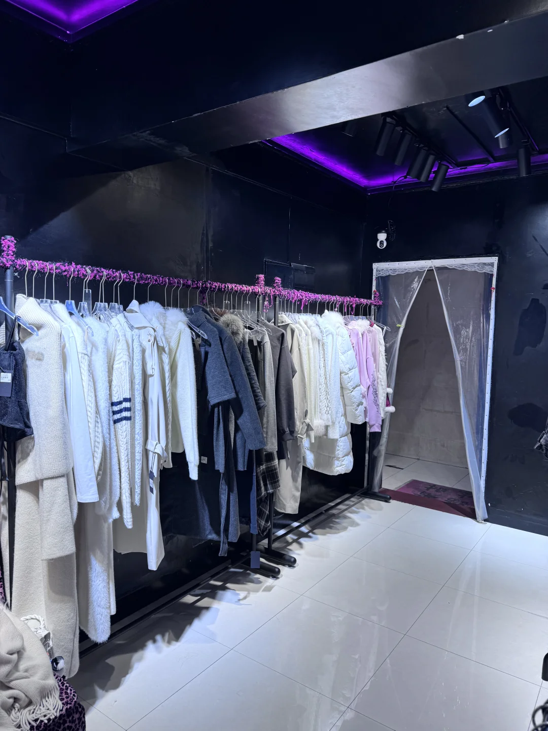 今天在广州辣妹店买的停不下来💃💃