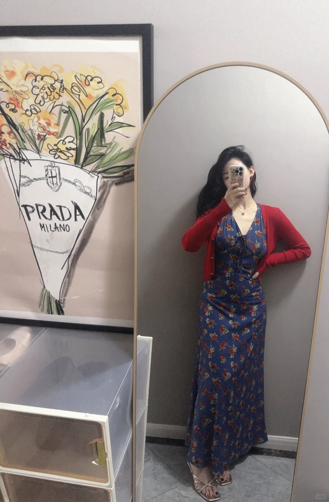 今天是妩媚娇柔的