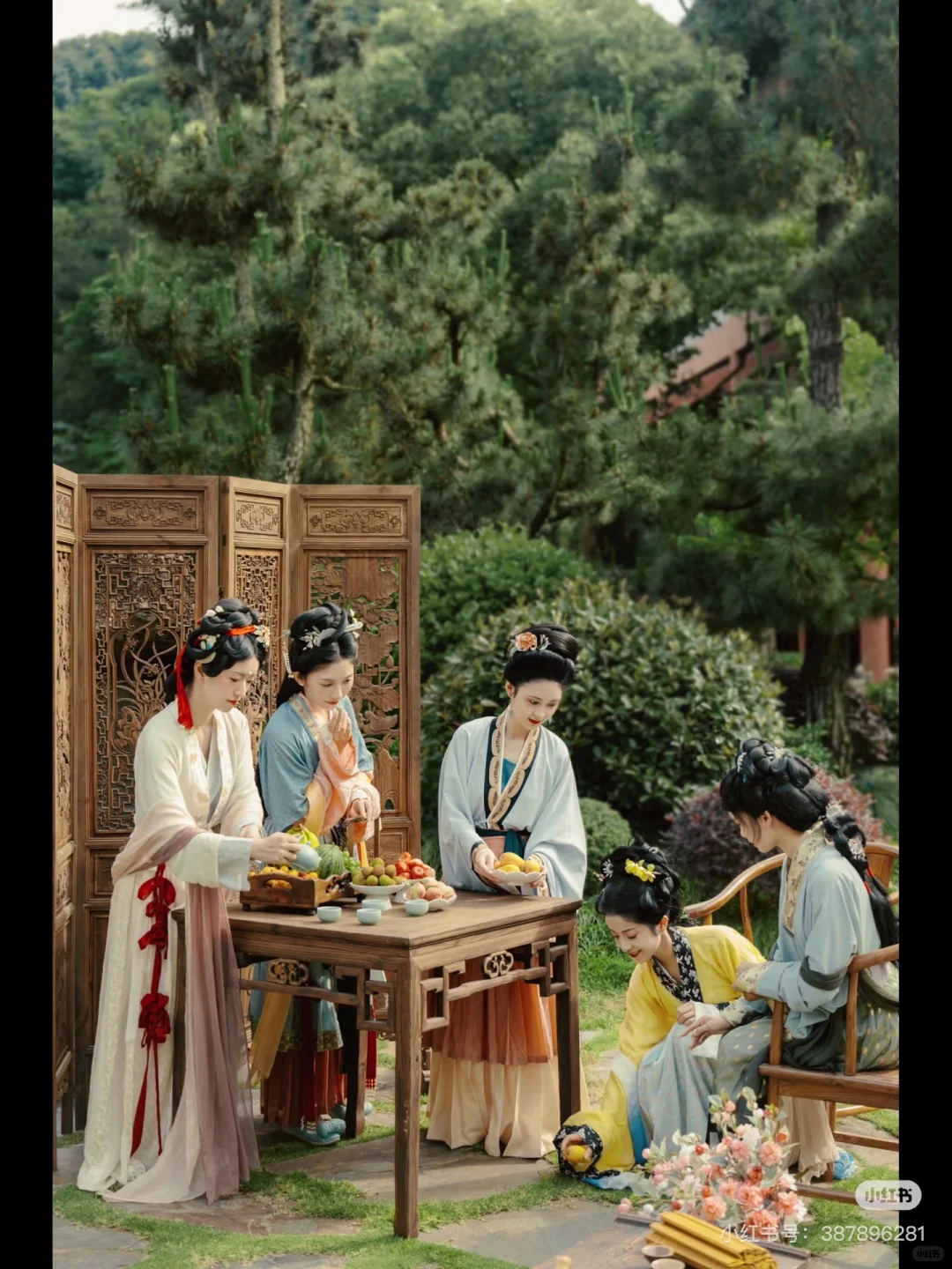 既然要对比？请对汉服公平一点，不要厚此薄彼