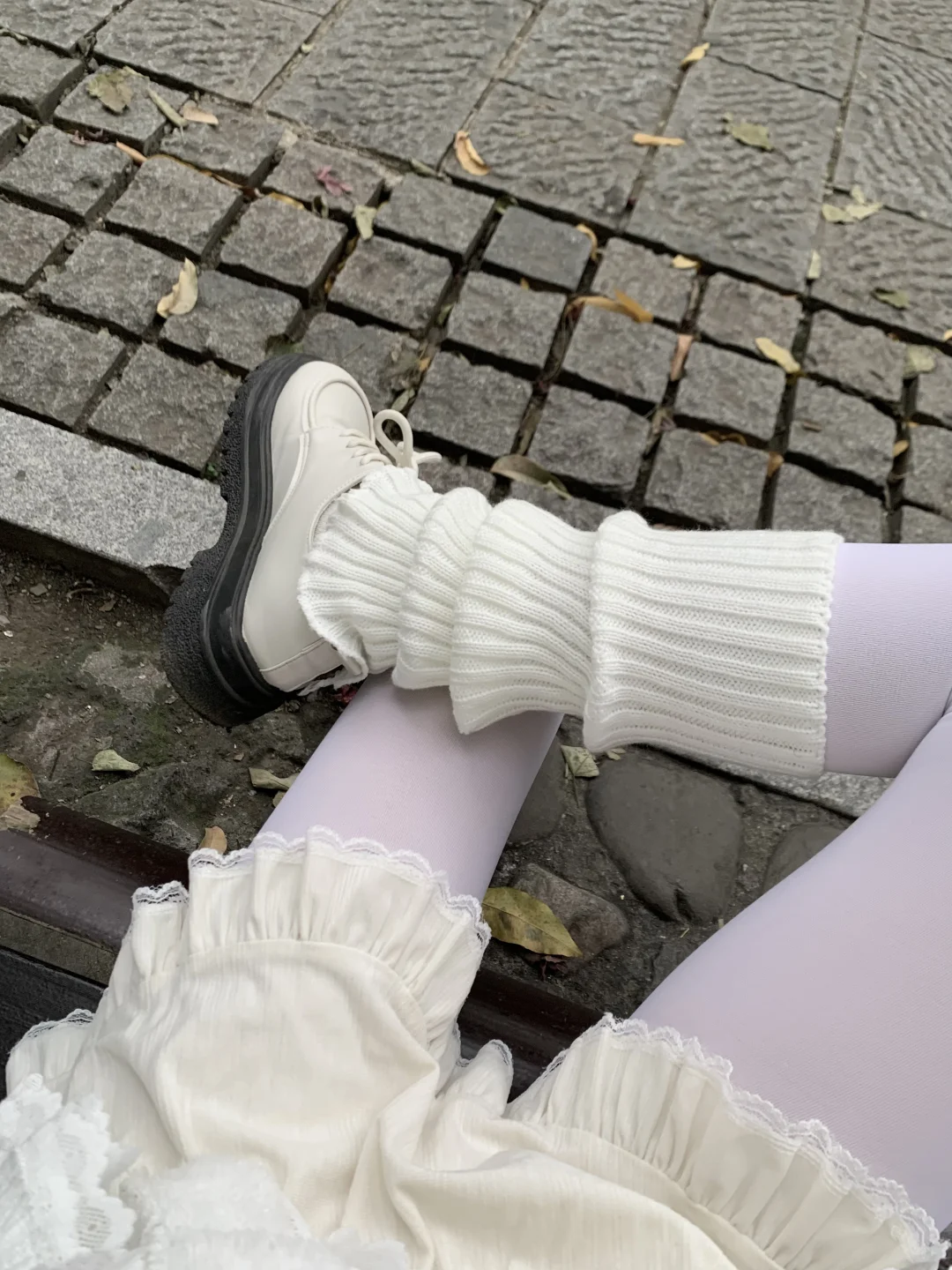 把秋天穿在脚上🍂