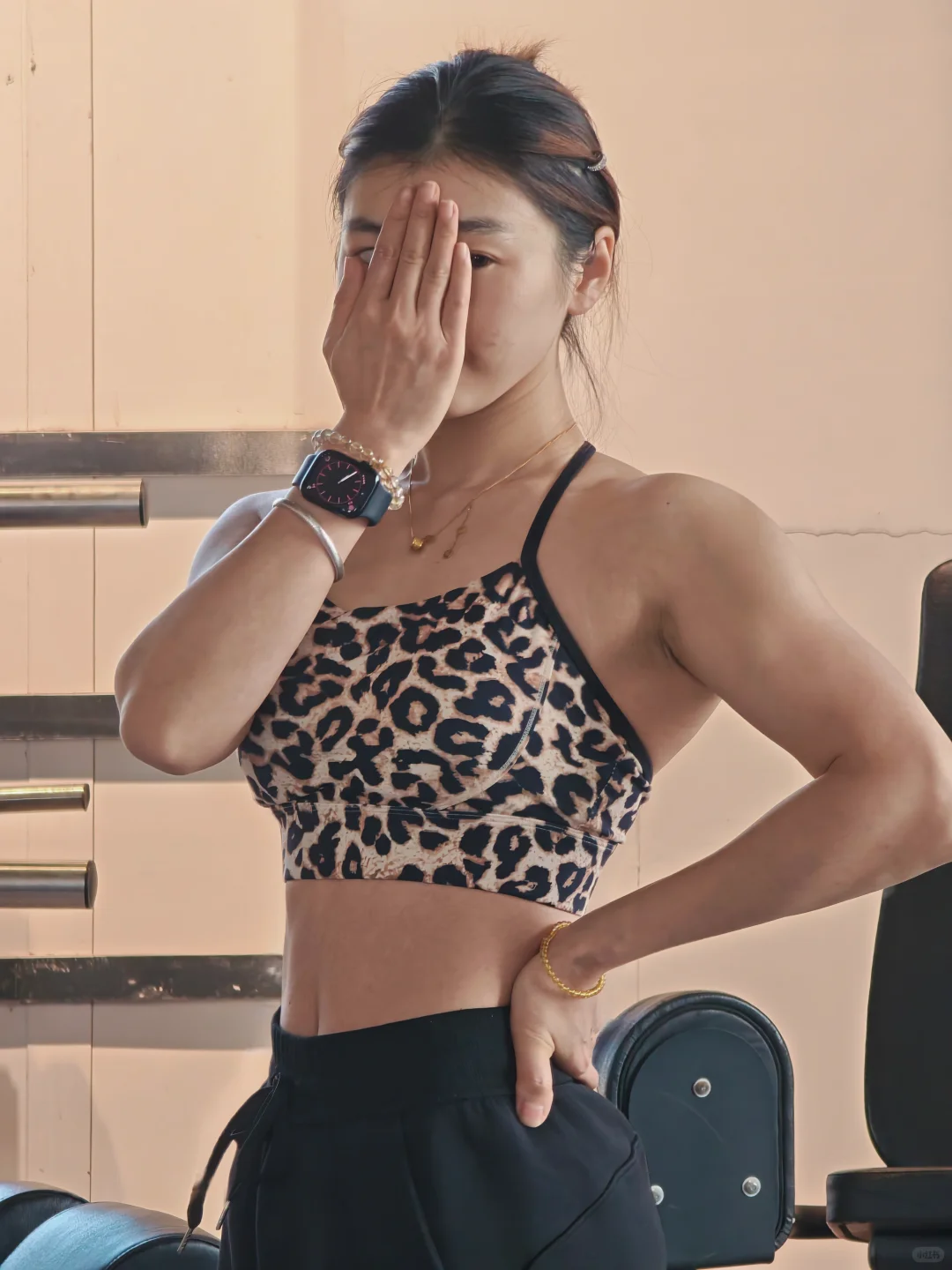 徐州女教练｜普拉提结合撸铁练出来的身材