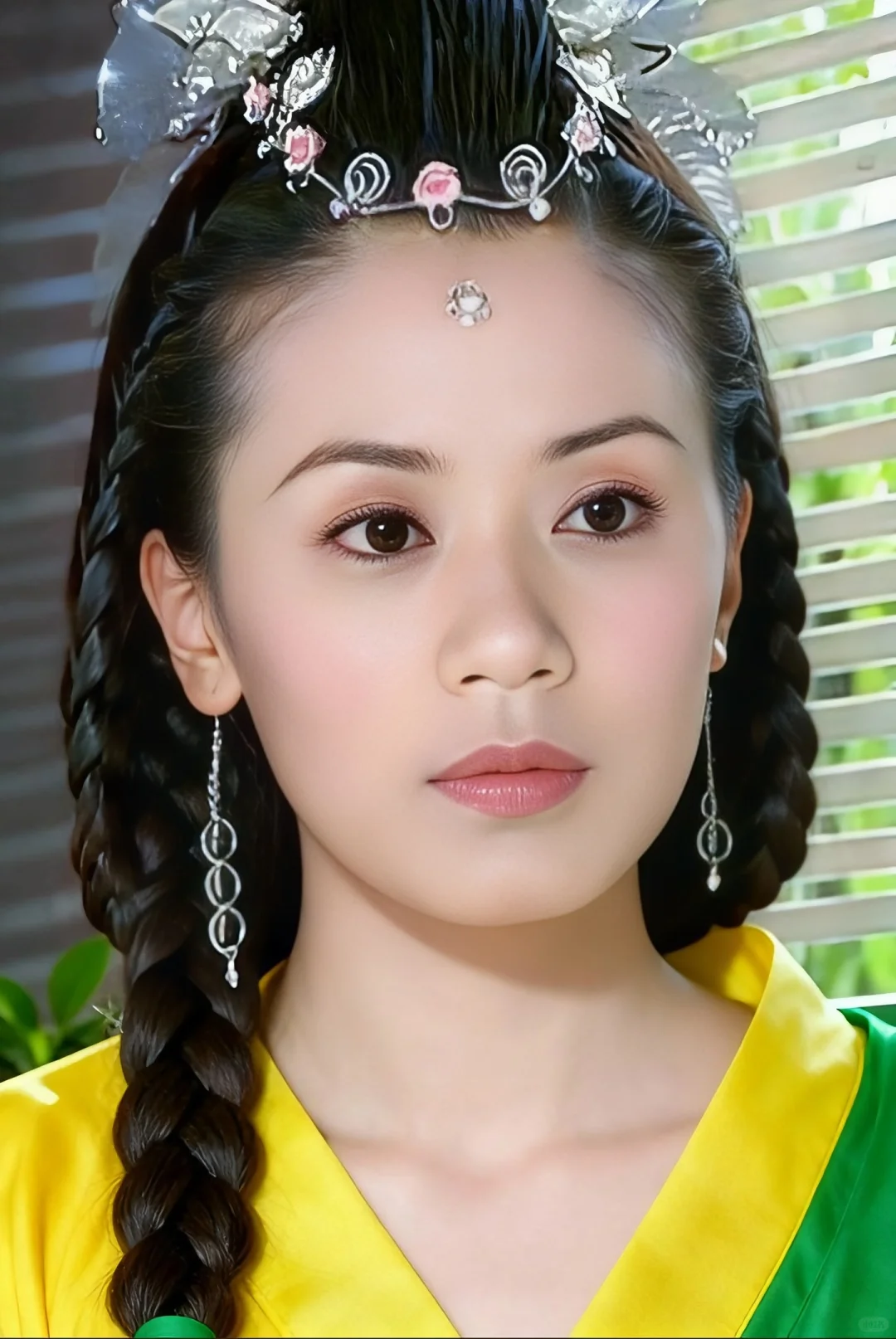 缇萦的妆造到底差在哪里，有谁知道