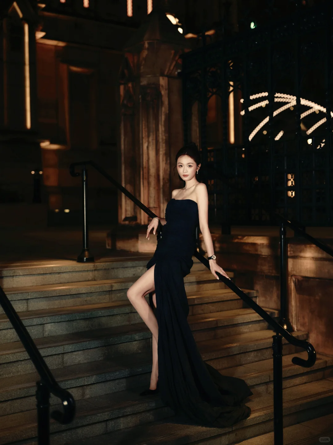 吴宣仪的性感大长腿，危险又迷人