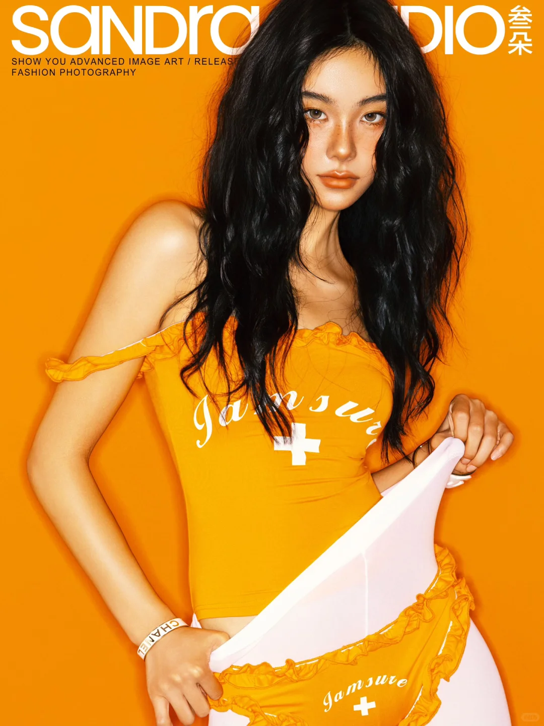 今天不要黑丝，要白丝🍊