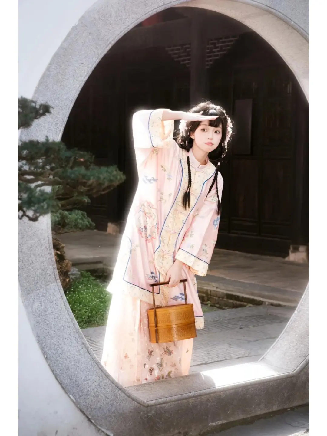 在景德镇拍到这款元气可爱版清汉女啦❣❣