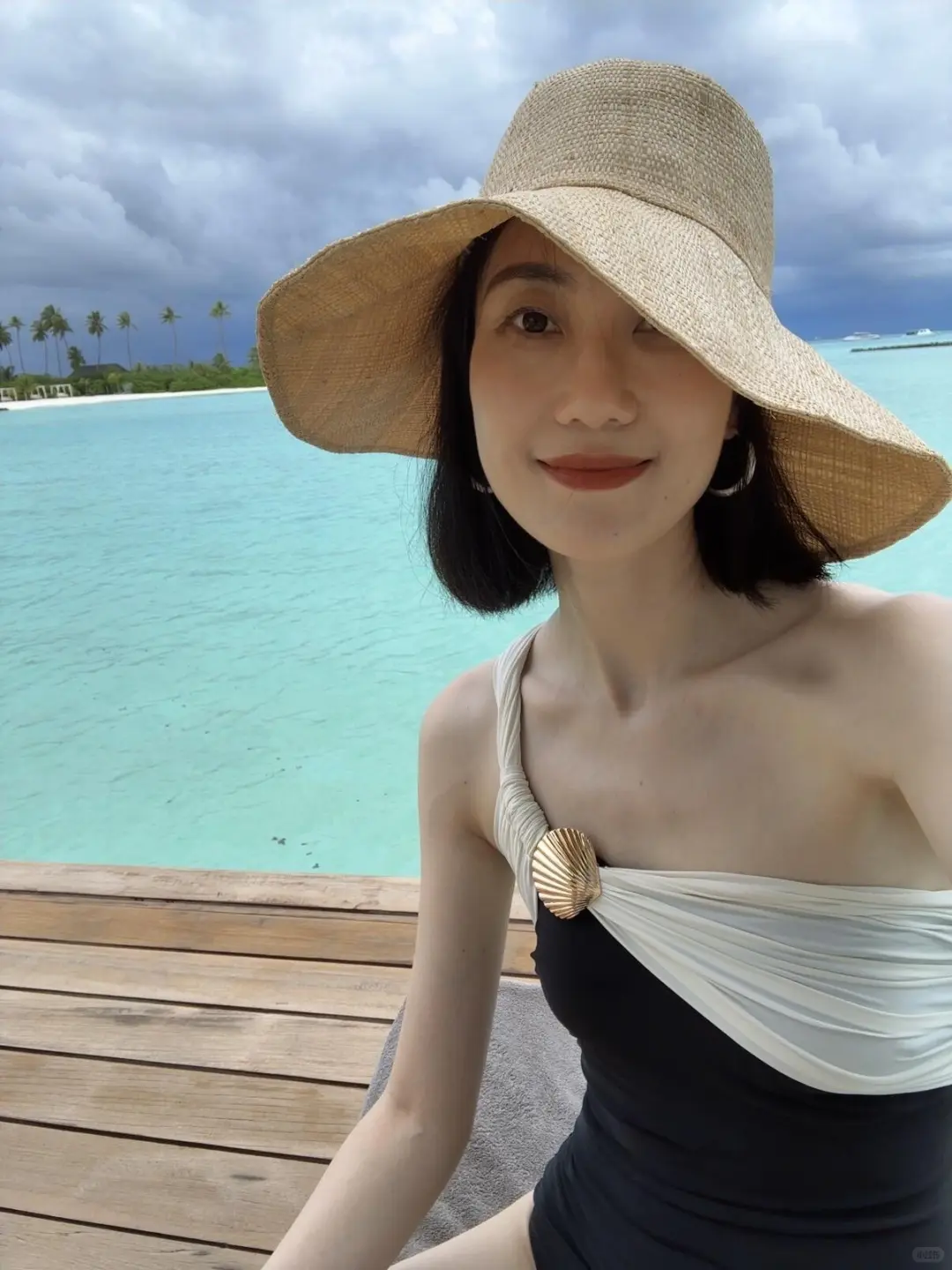 今天是泳衣的一天～～～