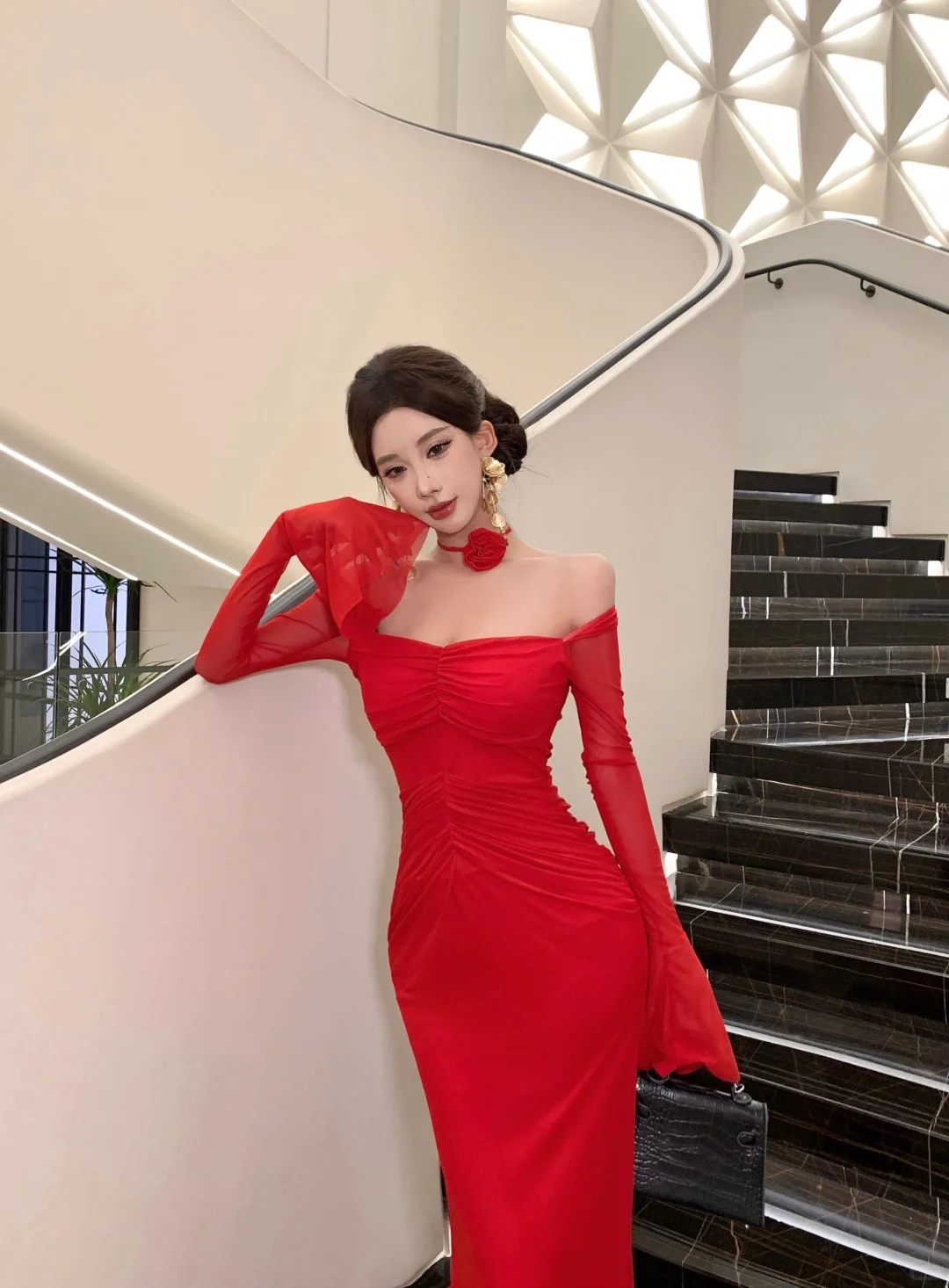 ins风红裙来啦！辣妹都爱