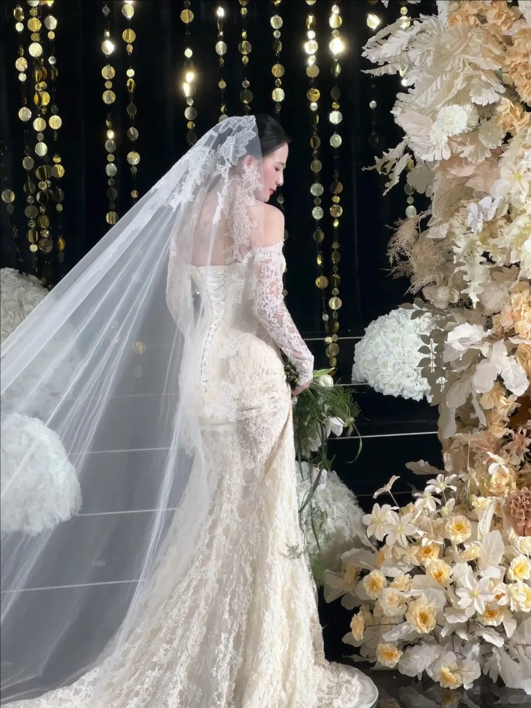 蕾丝鱼尾婚纱！🫧谁懂！！！