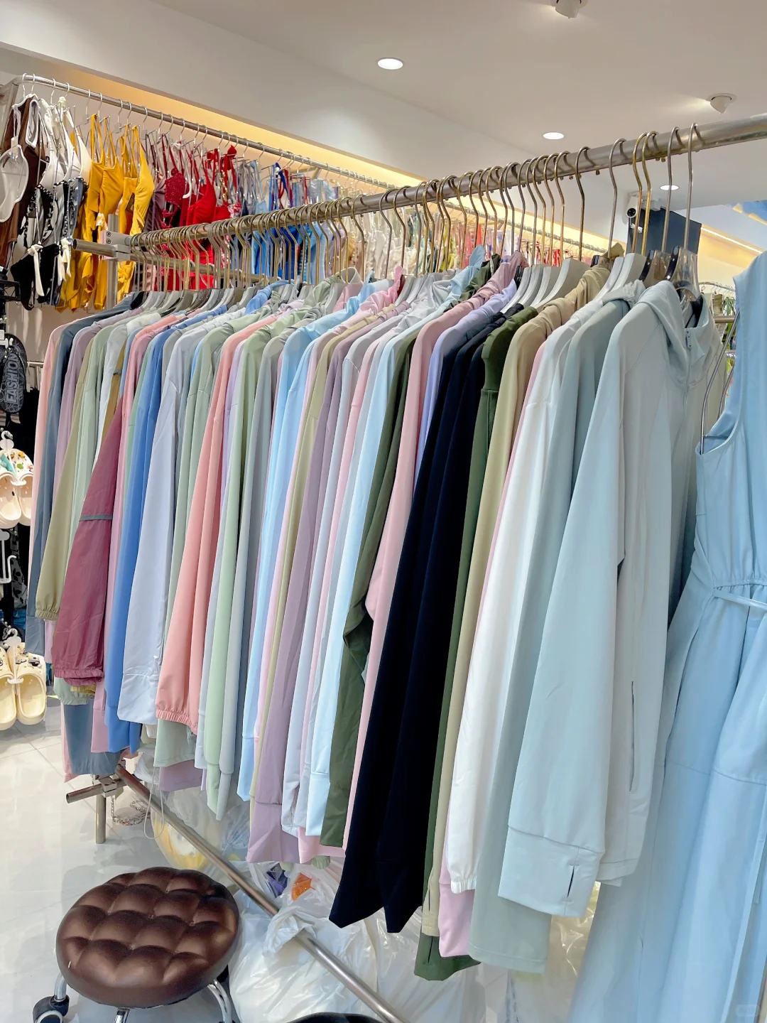 双节冲❗三亚湾挖到宝藏泳装批发仓库❗❗❗