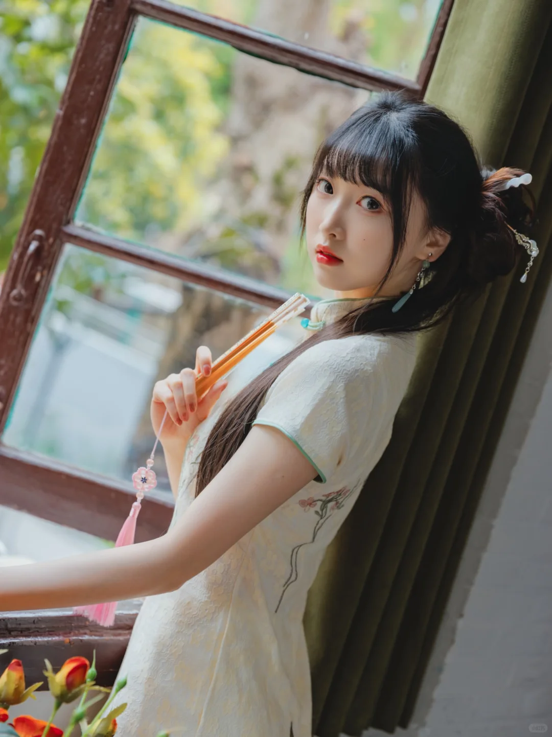 室内人像|黑/白丝or光腿哪个和旗袍更搭🤔