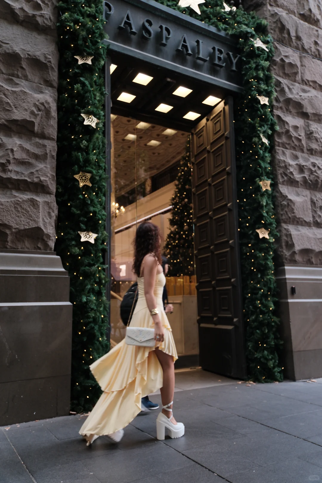 悉尼出闲置裙子