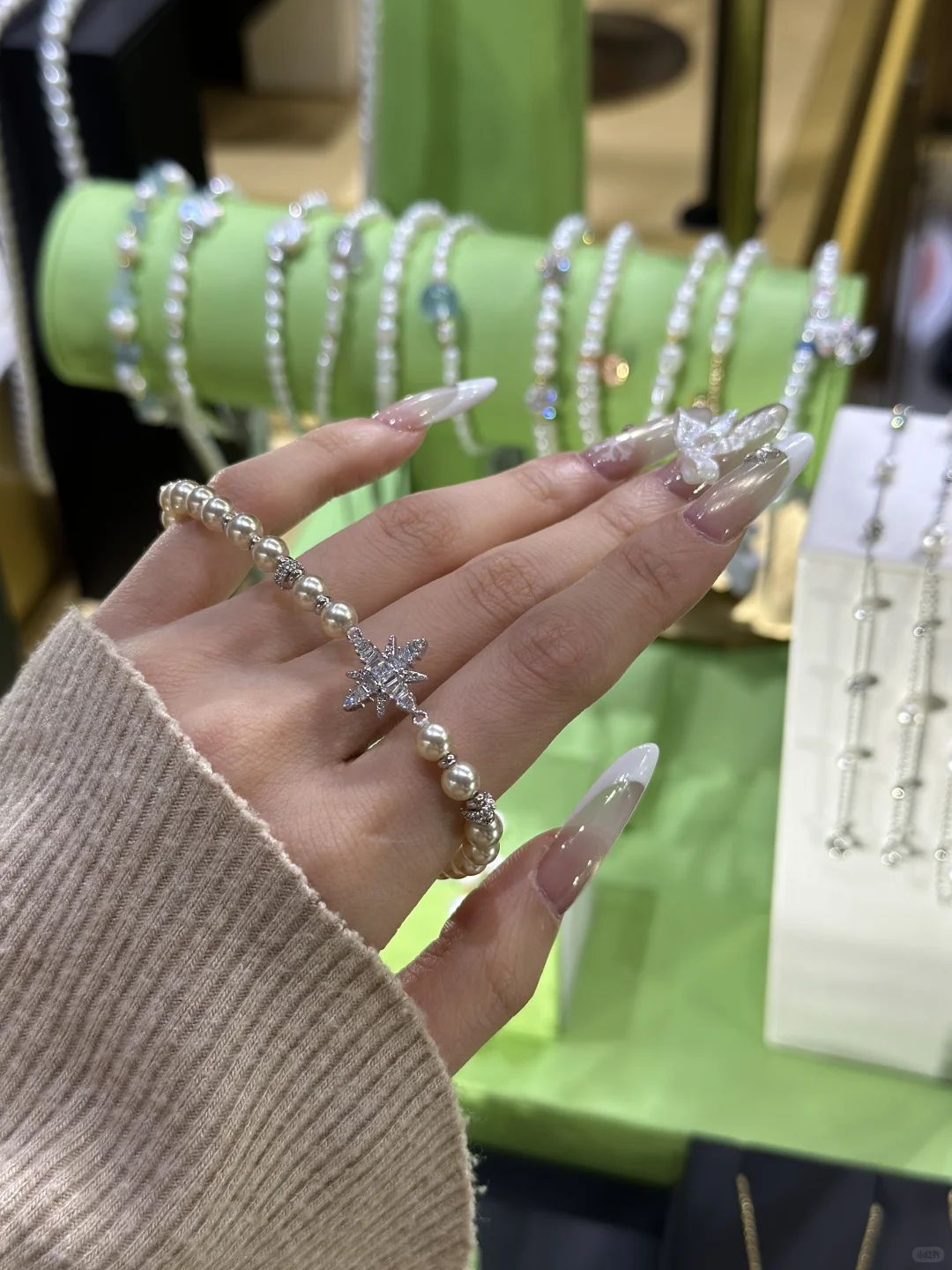 圣诞节礼物选好了 来抄作业💍