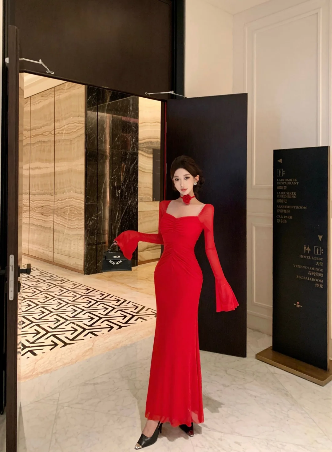 ins风红裙来啦！辣妹都爱