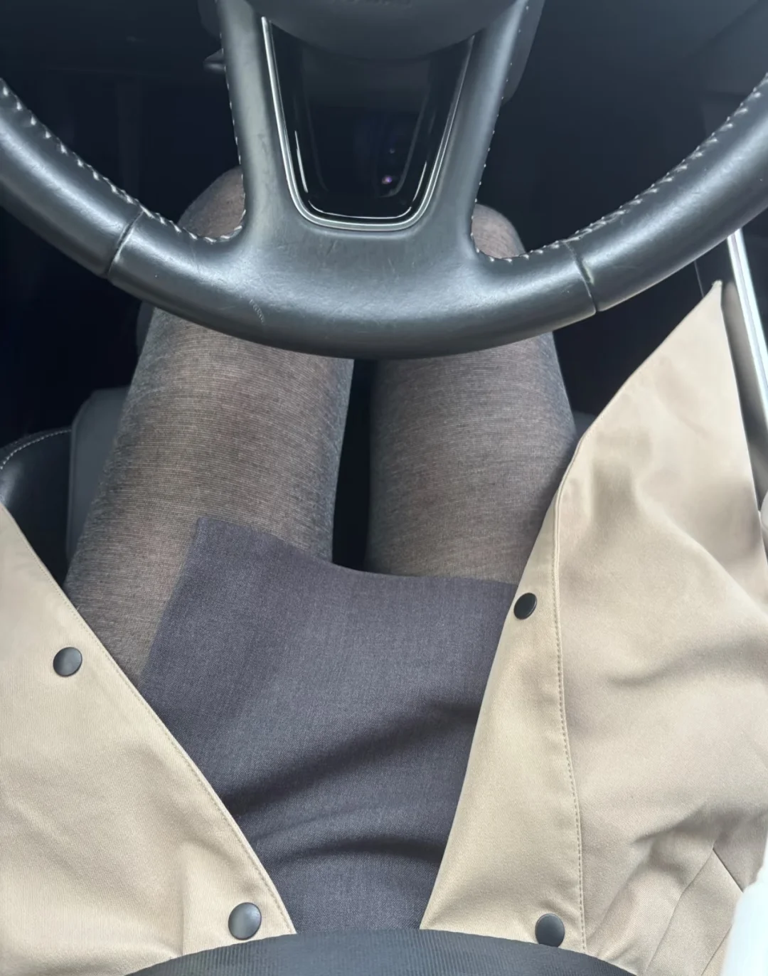 突然就变得好冷啊……