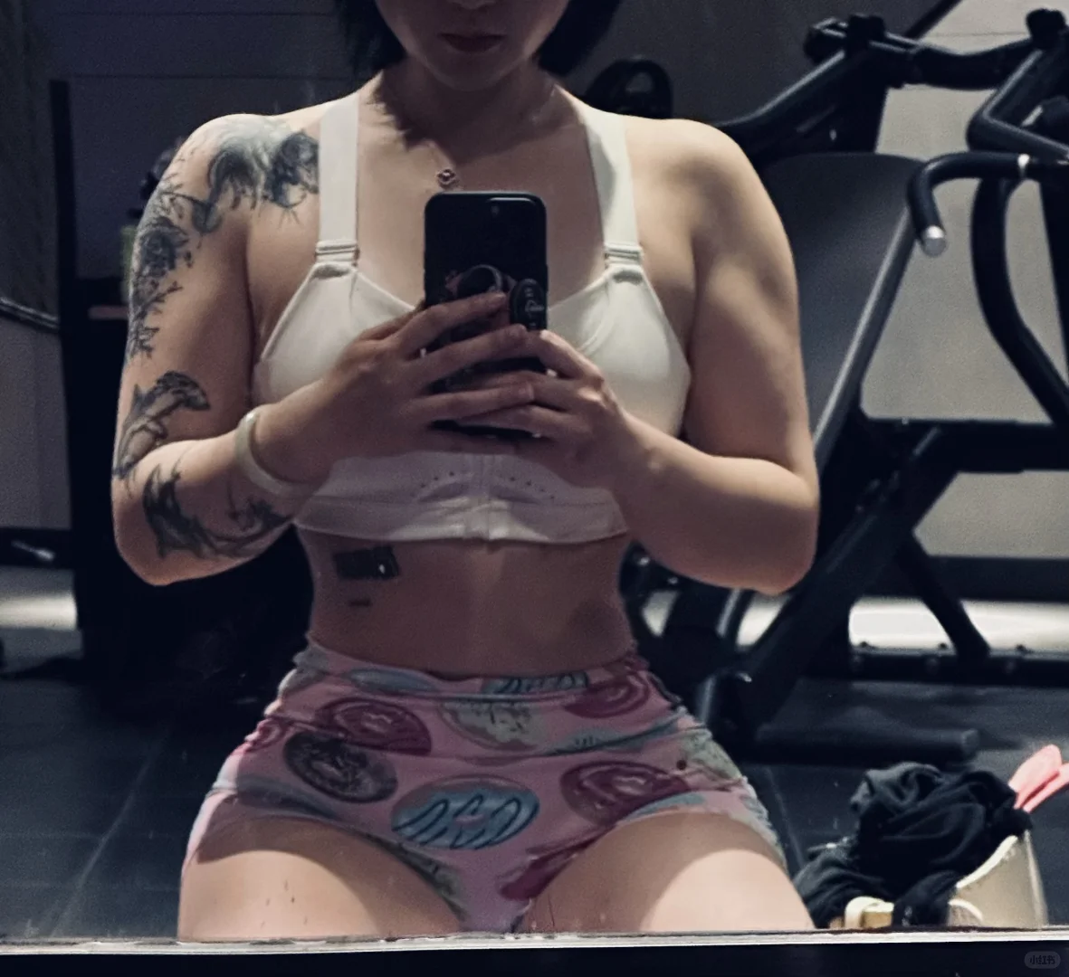 越发的感觉纹身跟肌肉才是绝配