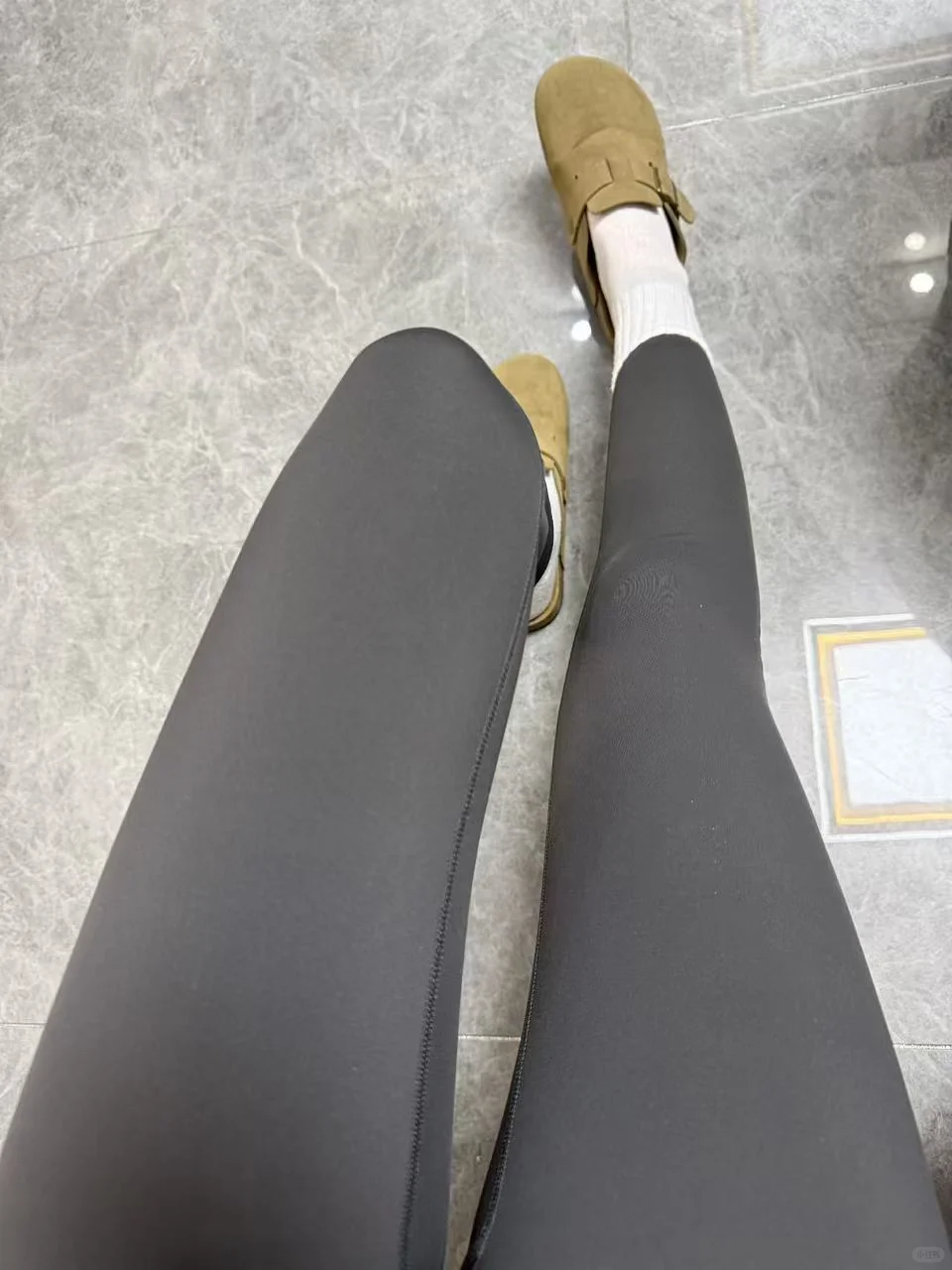 超瘦腿的瑜伽裤