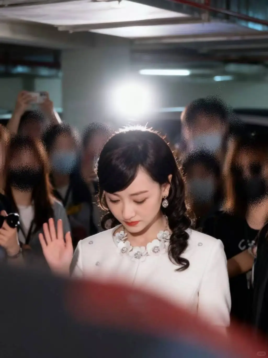 千金女贼杜小寒的原相机美貌！