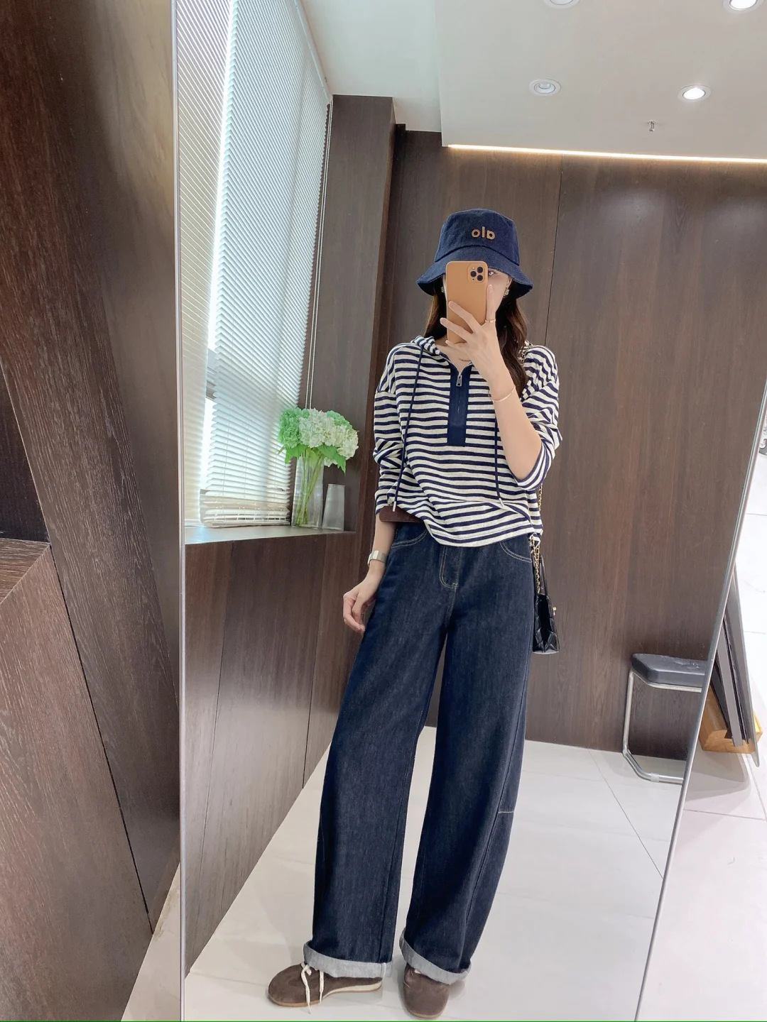 好喜欢这个早秋休闲look！