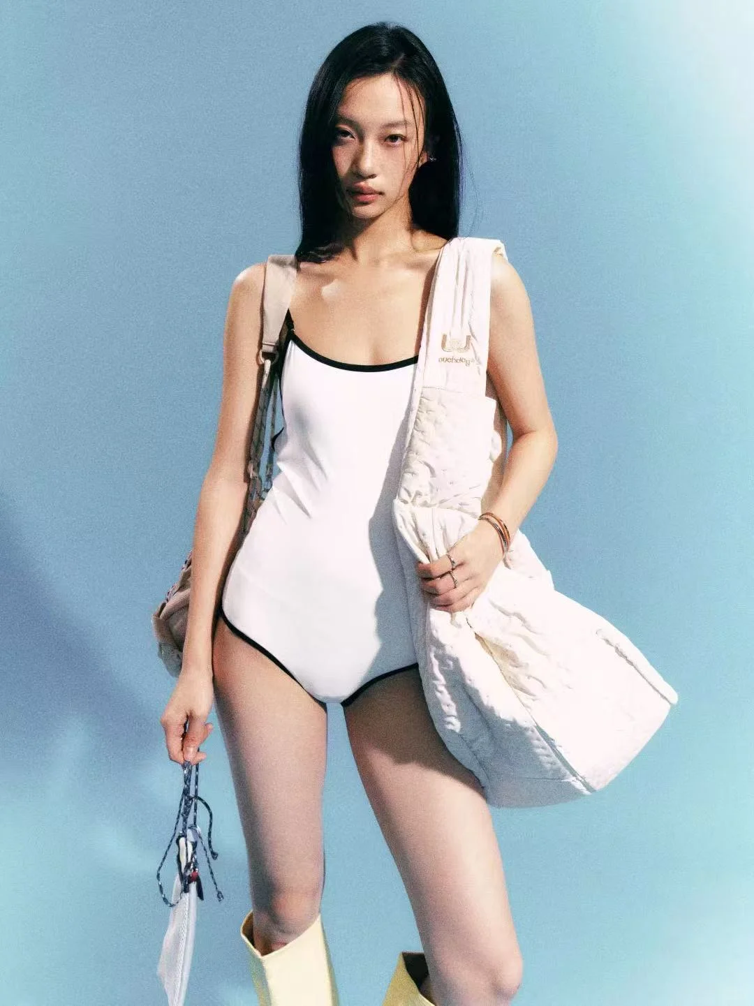成片| 韩韩的泳衣look