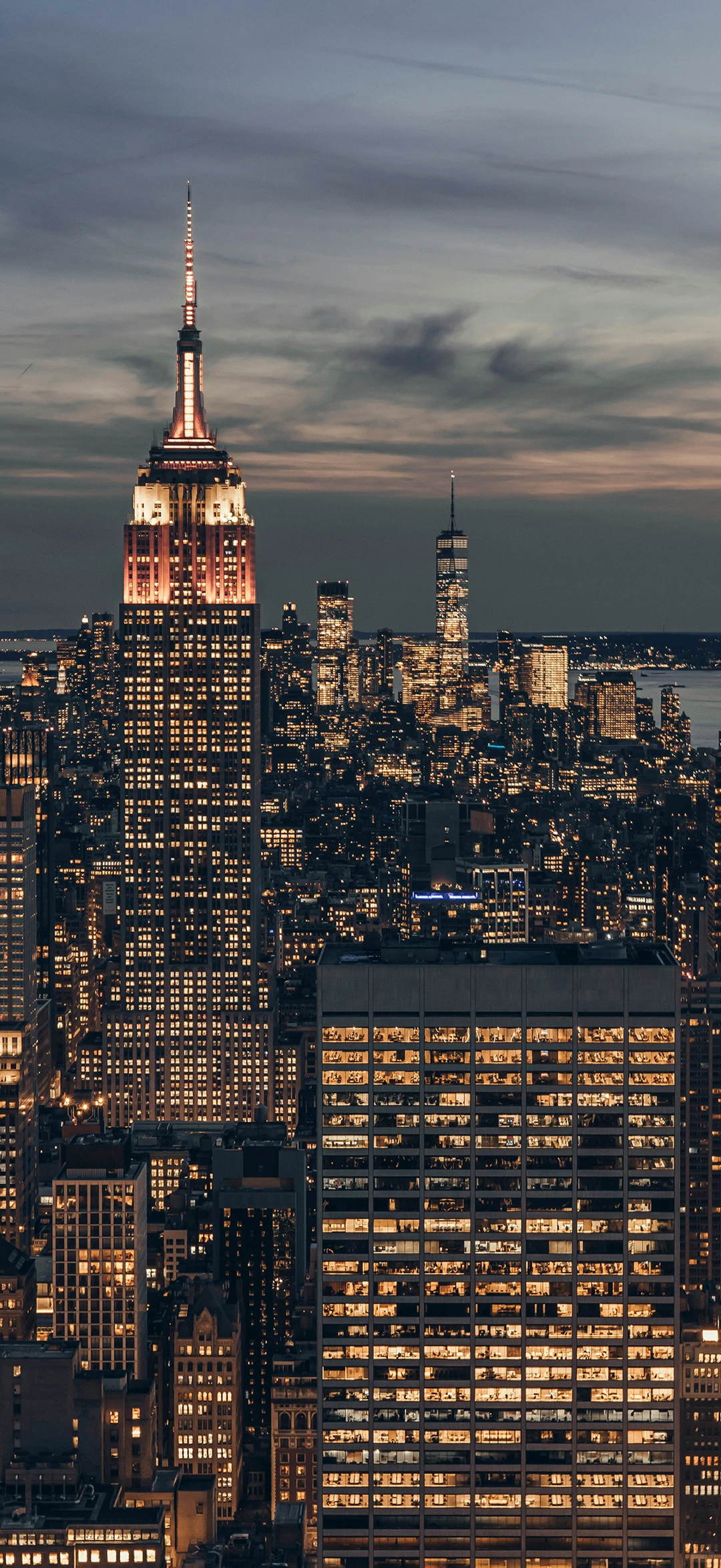 九层景深，把城市装进手机里 🌆✨