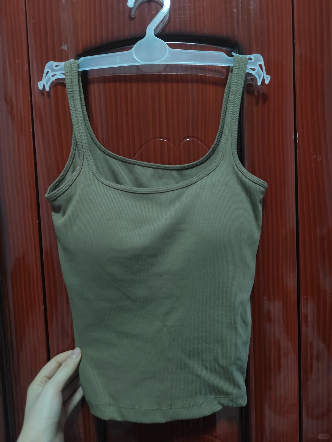 分享一款自带胸垫的吊带