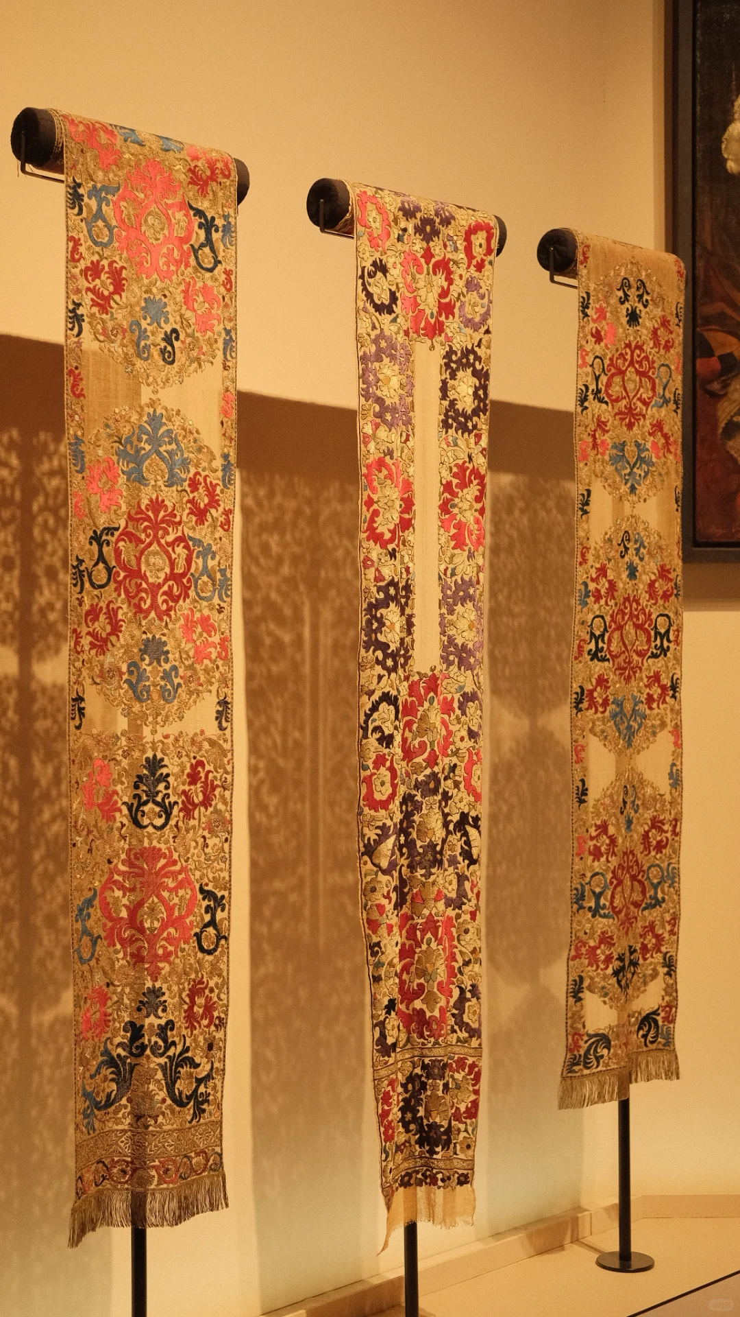 来这里的人都是理直气壮的拜金女！