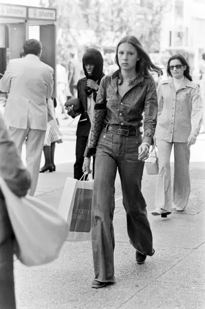 翻遍全球档案馆❗️70S微喇牛仔的半世纪时髦